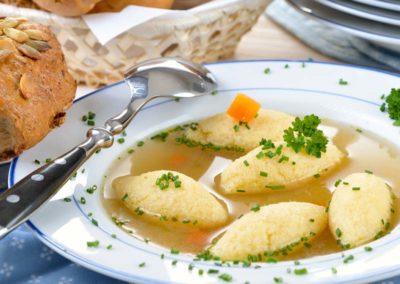 gießnockerln-suppe