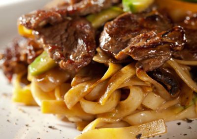 Teriyaki-Rind-mit-Nudeln