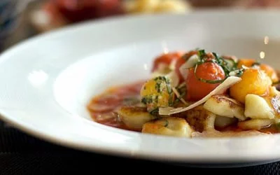 Gnocchi mit Tomaten und Parmesan