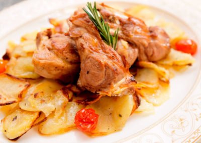 Zart-geschmortes-Lamm-im-Topf