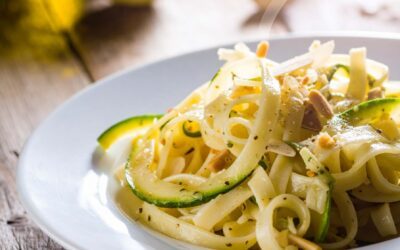 Linguine mit Zucchini und Zitronensauce