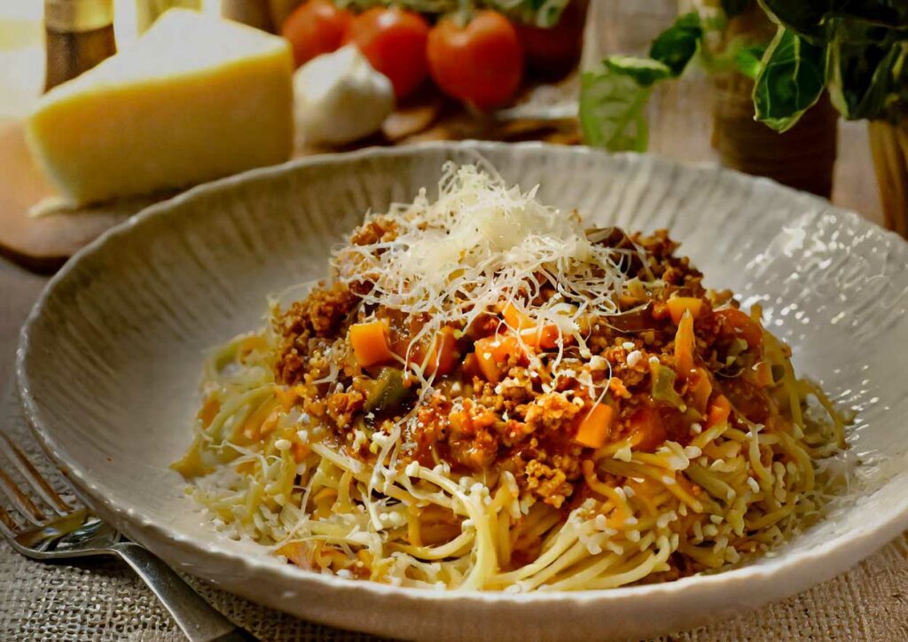 Gemüse Bolognese mit Spaghetti