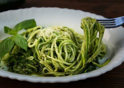 Spaghetti mit frischem Pesto