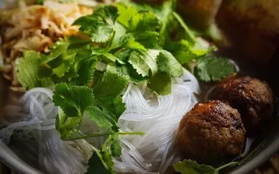 Bun Cha mit Tofubällchen