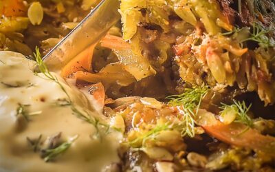 Geschmorter Kohl mit Fenchel-Pfannensauce und Cashew-Creme