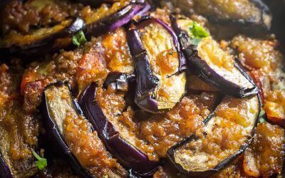 Orientalische Auberginen-Pfanne mit Gewürzen