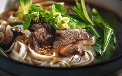 Rindfleisch-Nudelsuppe mit Pak Choi