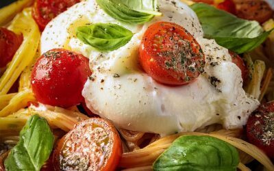 Pasta mit Kirschtomaten, Basilikum und Burrata
