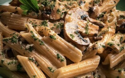 Penne mit Pilzen und Walnuss-Pesto