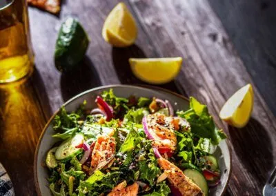 Geräucherter-Makrelen--und-Gurkensalat