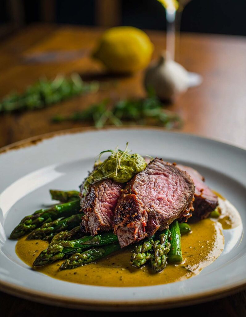 Lammfilet mit grünem Spargel